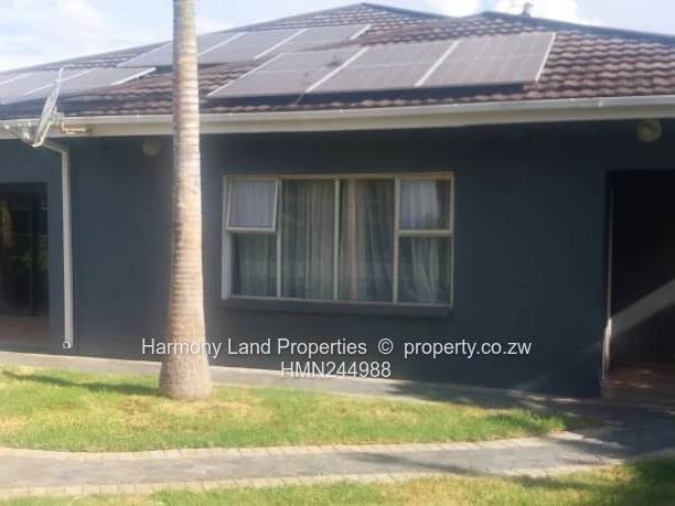 Beautiful 4 bedroomed house to let in Belvedere